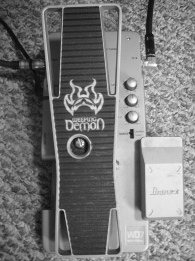 Top view of the Ibanez WD7  Weeping Demon wah